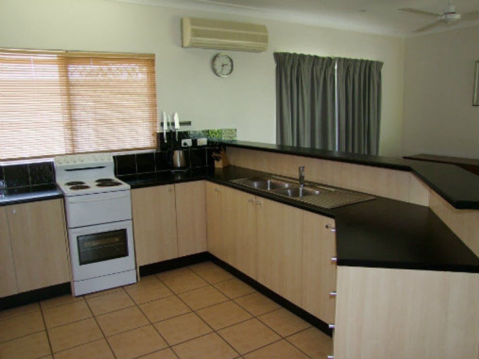 14 Cocos Grove, Durack NT 0830, Durack - Thumbnail 3