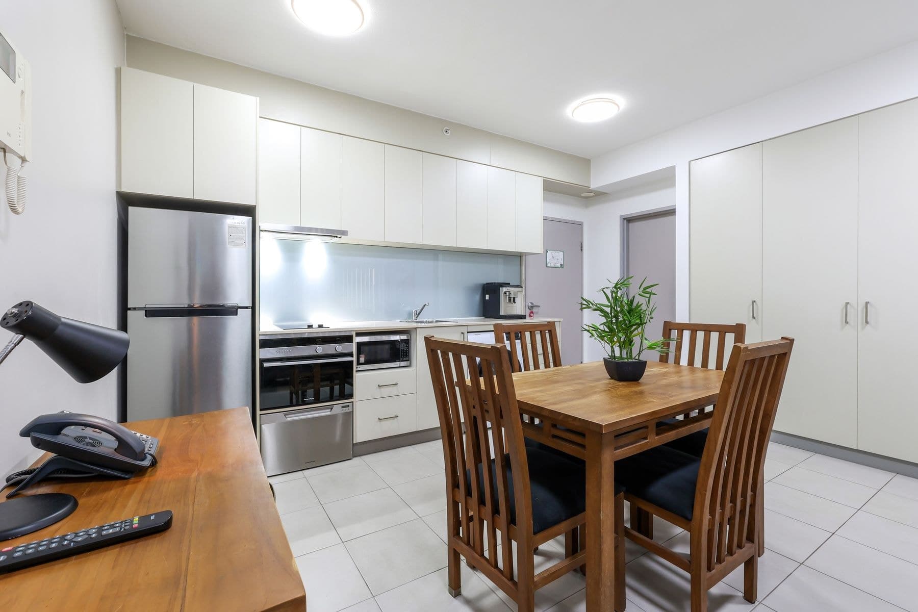 307/6 Carey Street, Darwin City NT 0800, Darwin City - Thumbnail 4