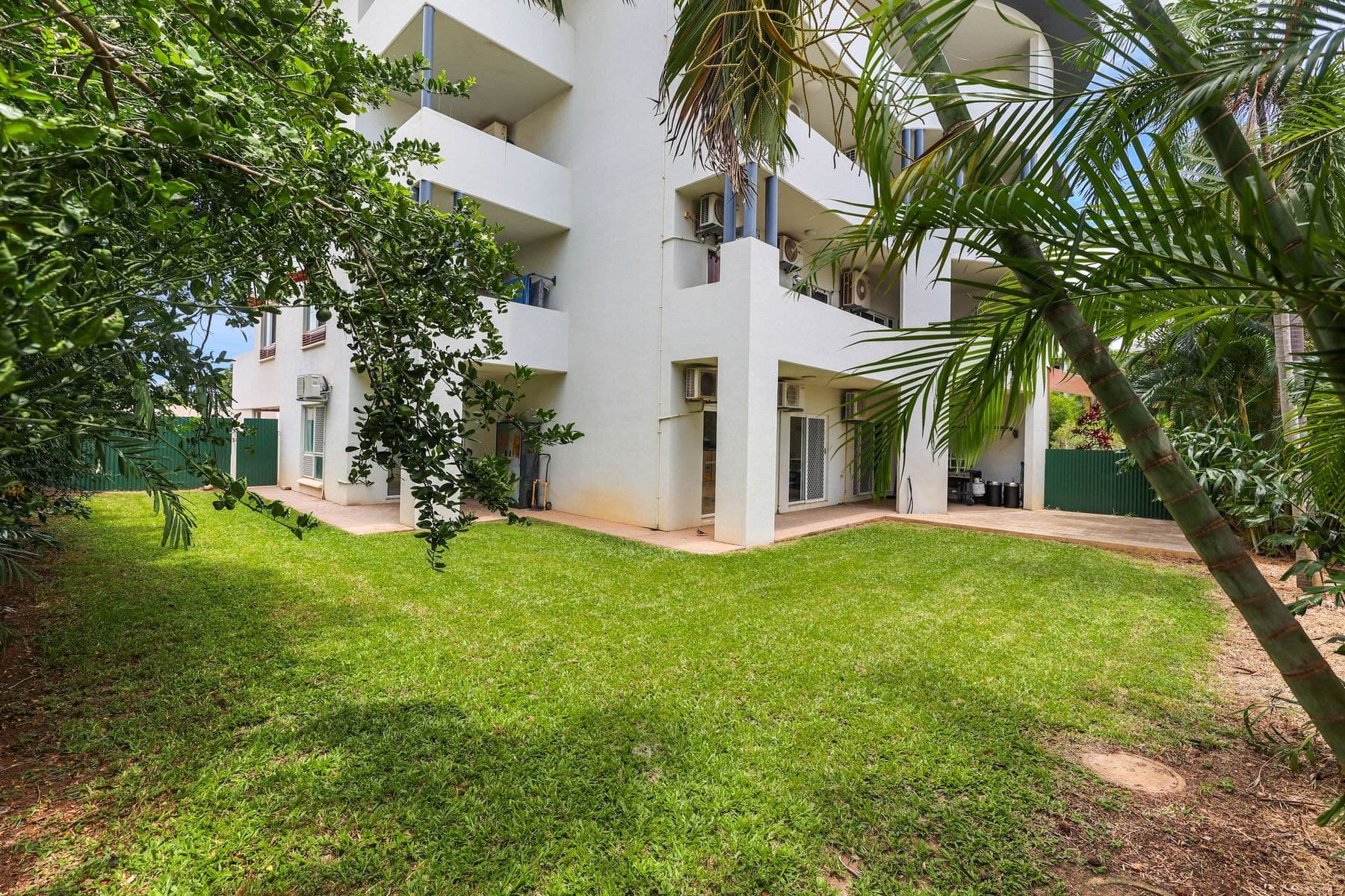 2/37 Sunset Drive, Coconut Grove NT 0810, Coconut Grove - Image 1