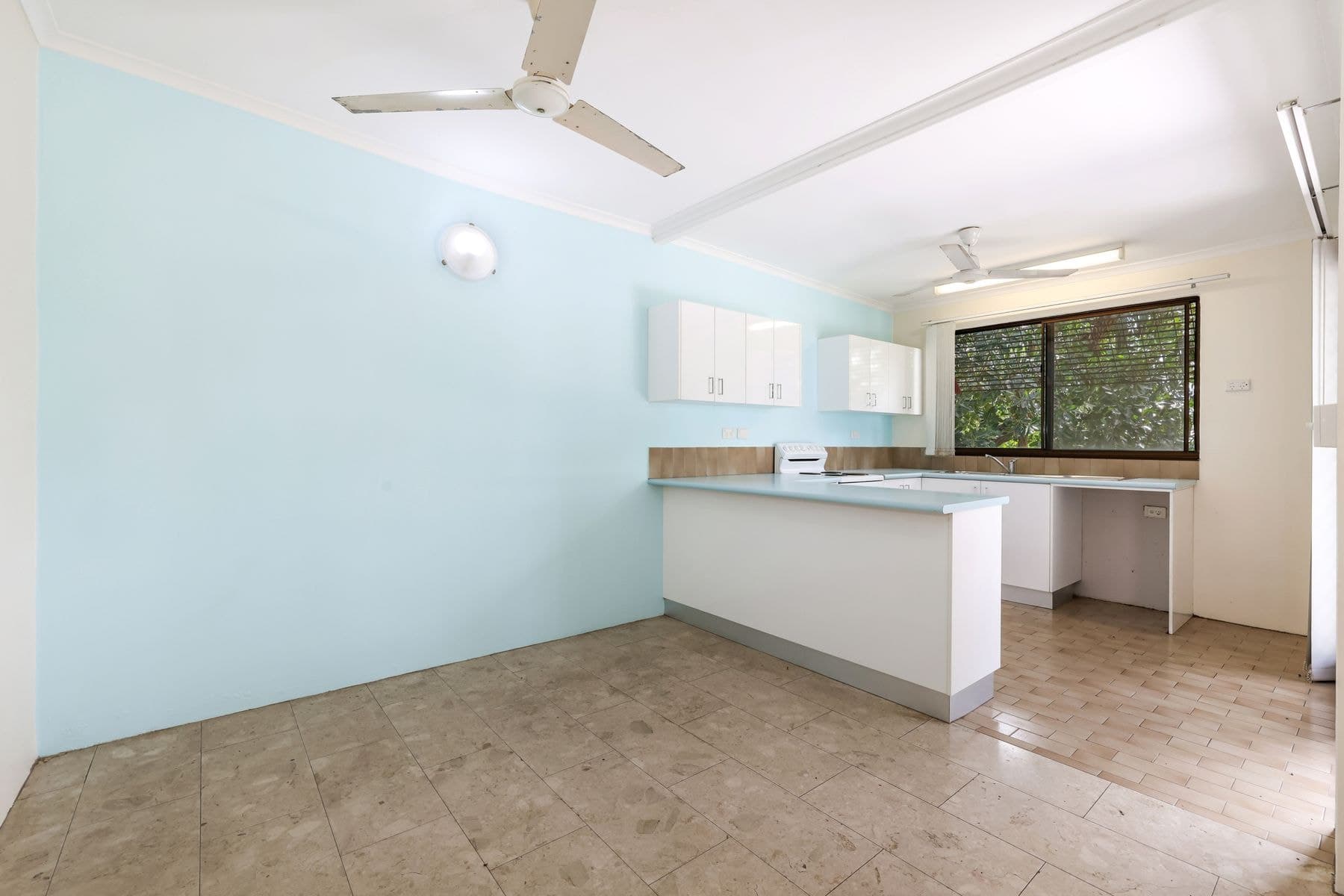 (Unit 86) 14/16 Hudson Fysh Avenue, Parap NT 0820, Parap - Thumbnail 4