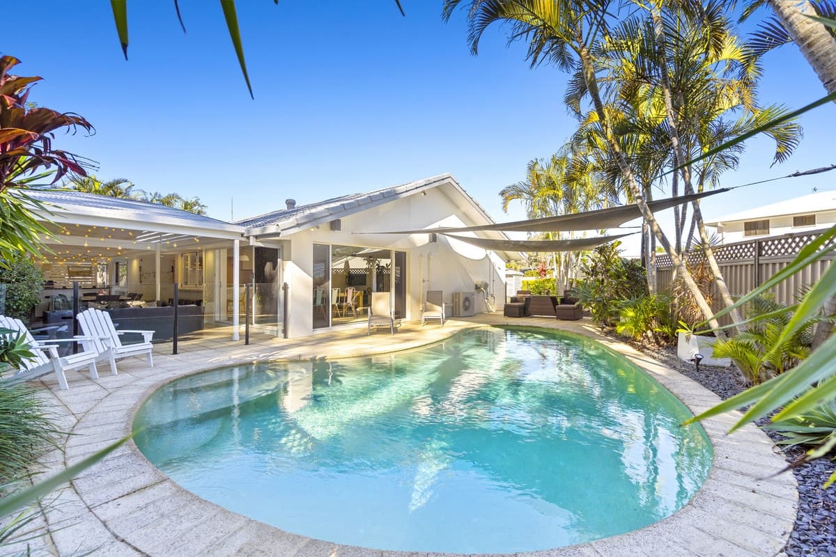 4 Turaco Court, BURLEIGH WATERS, Burleigh Waters - Thumbnail 3