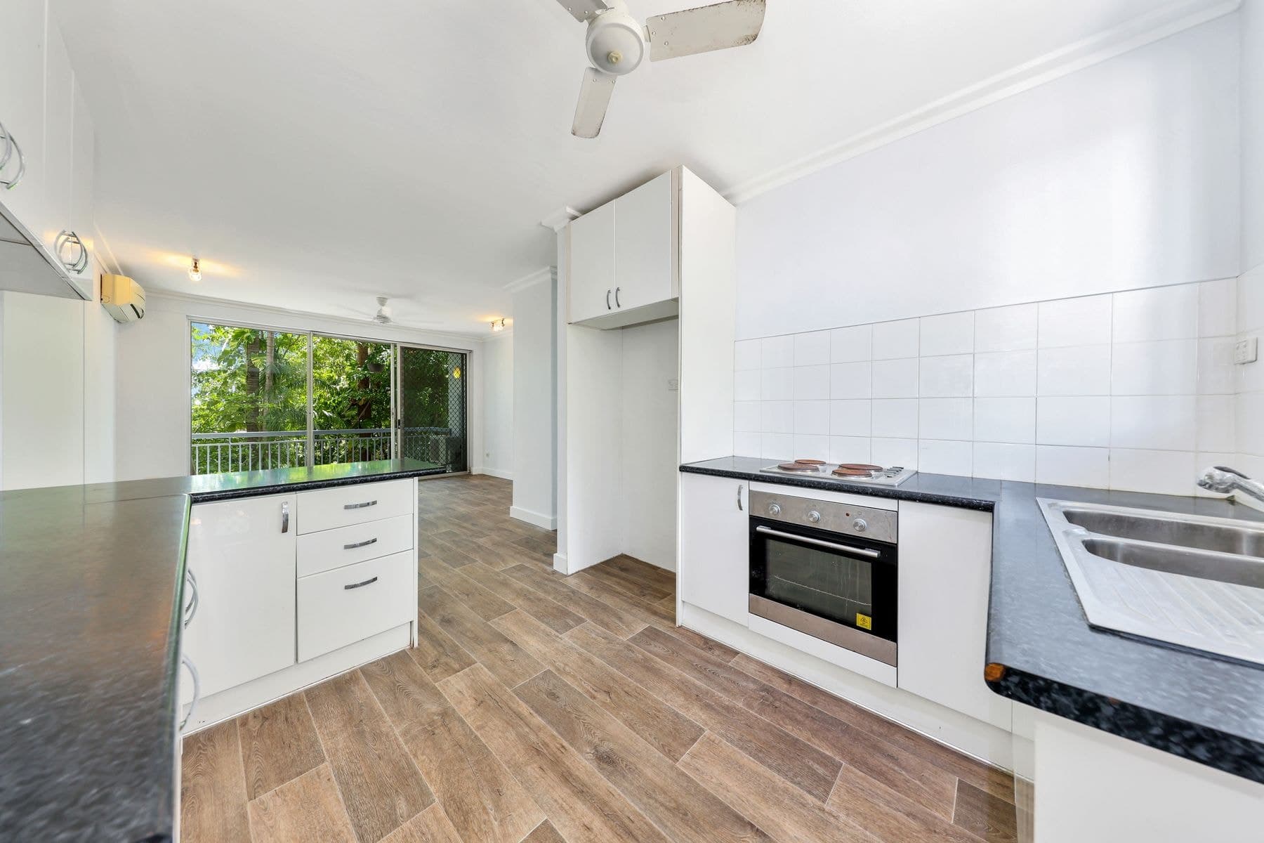7/14 Hickory Street, Nightcliff NT 0810, Nightcliff - Thumbnail 3