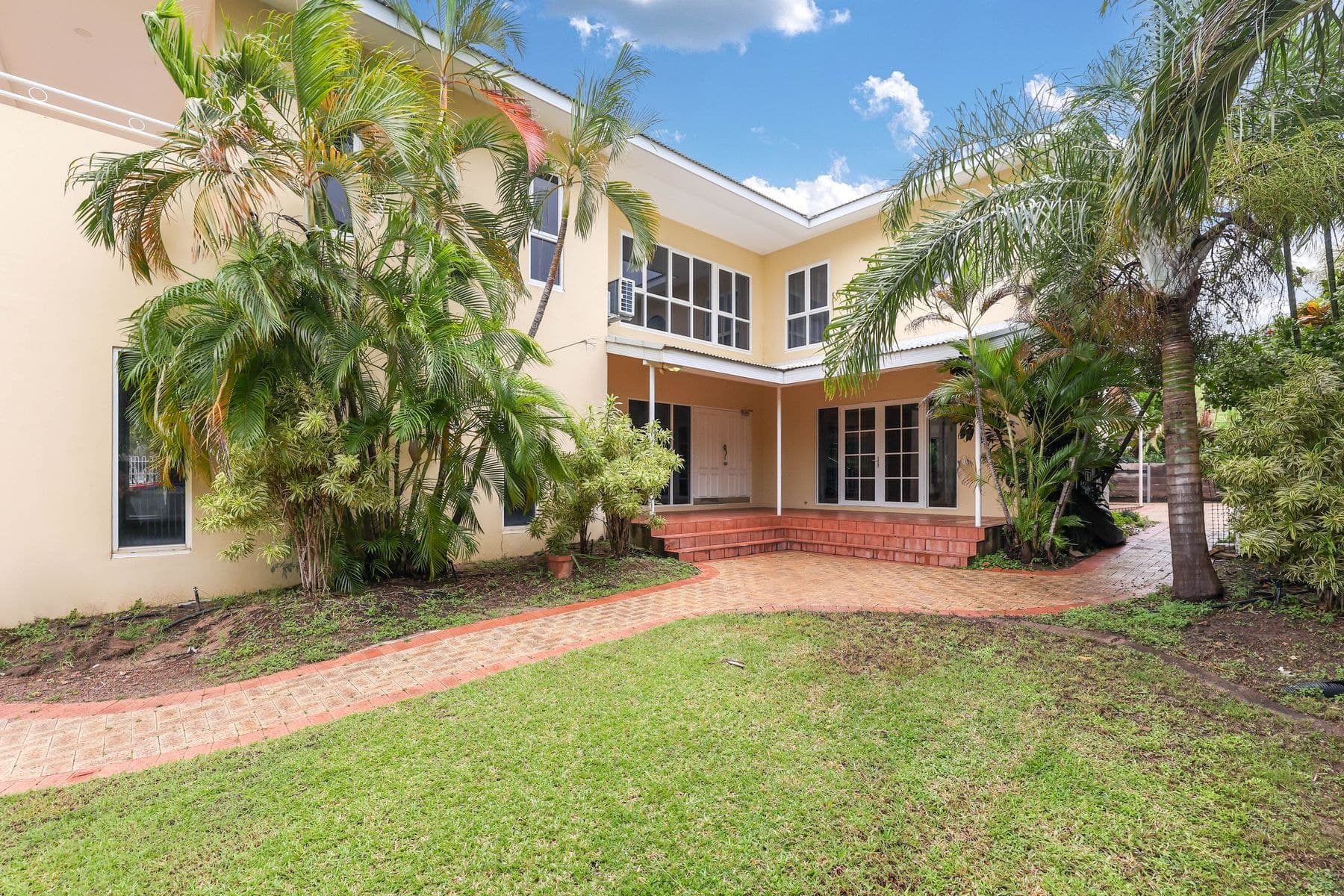21 Cullen Bay Crescent, Larrakeyah NT 0820, Larrakeyah - Thumbnail 2