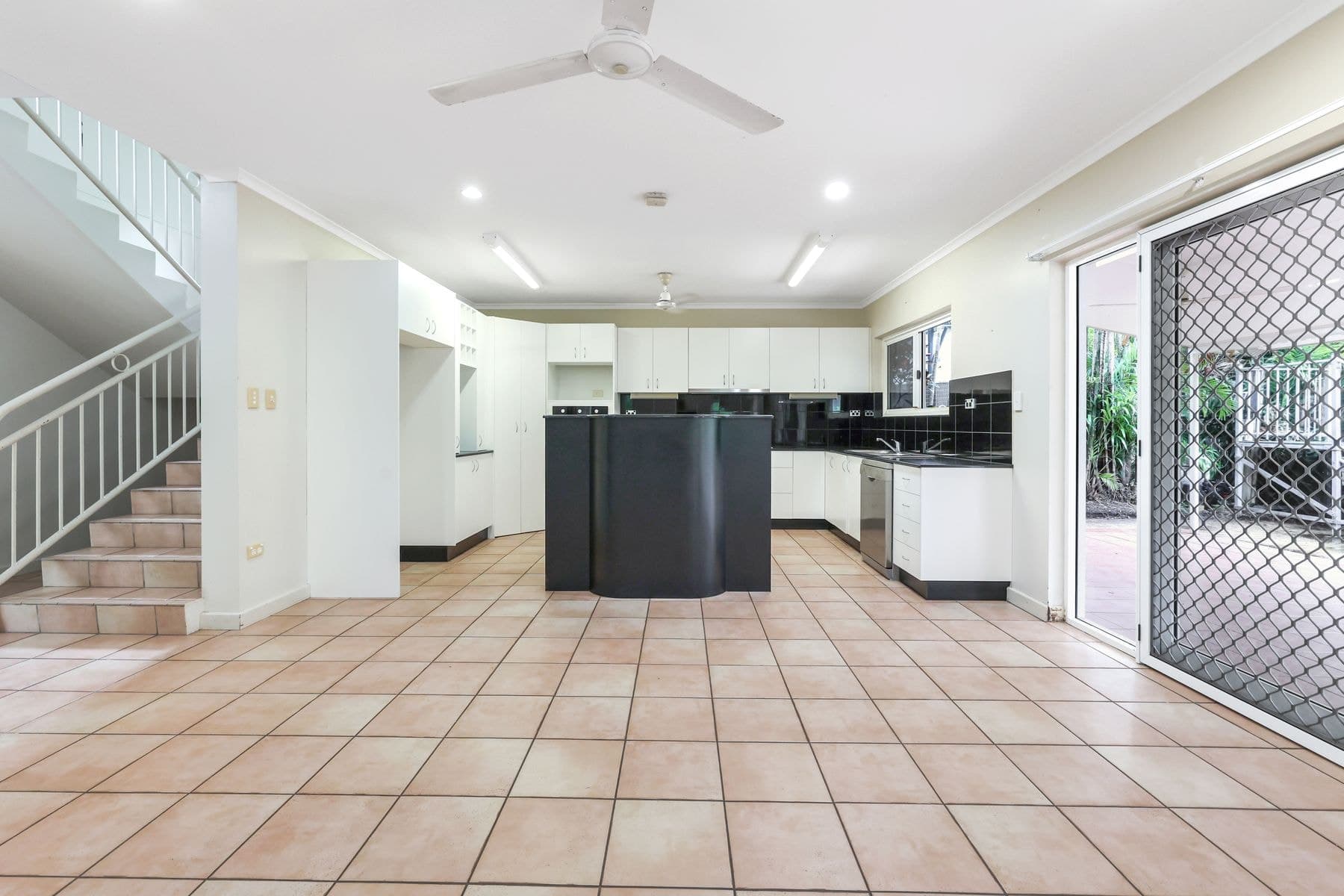 21 Cullen Bay Crescent, Larrakeyah NT 0820, Larrakeyah - Thumbnail 5