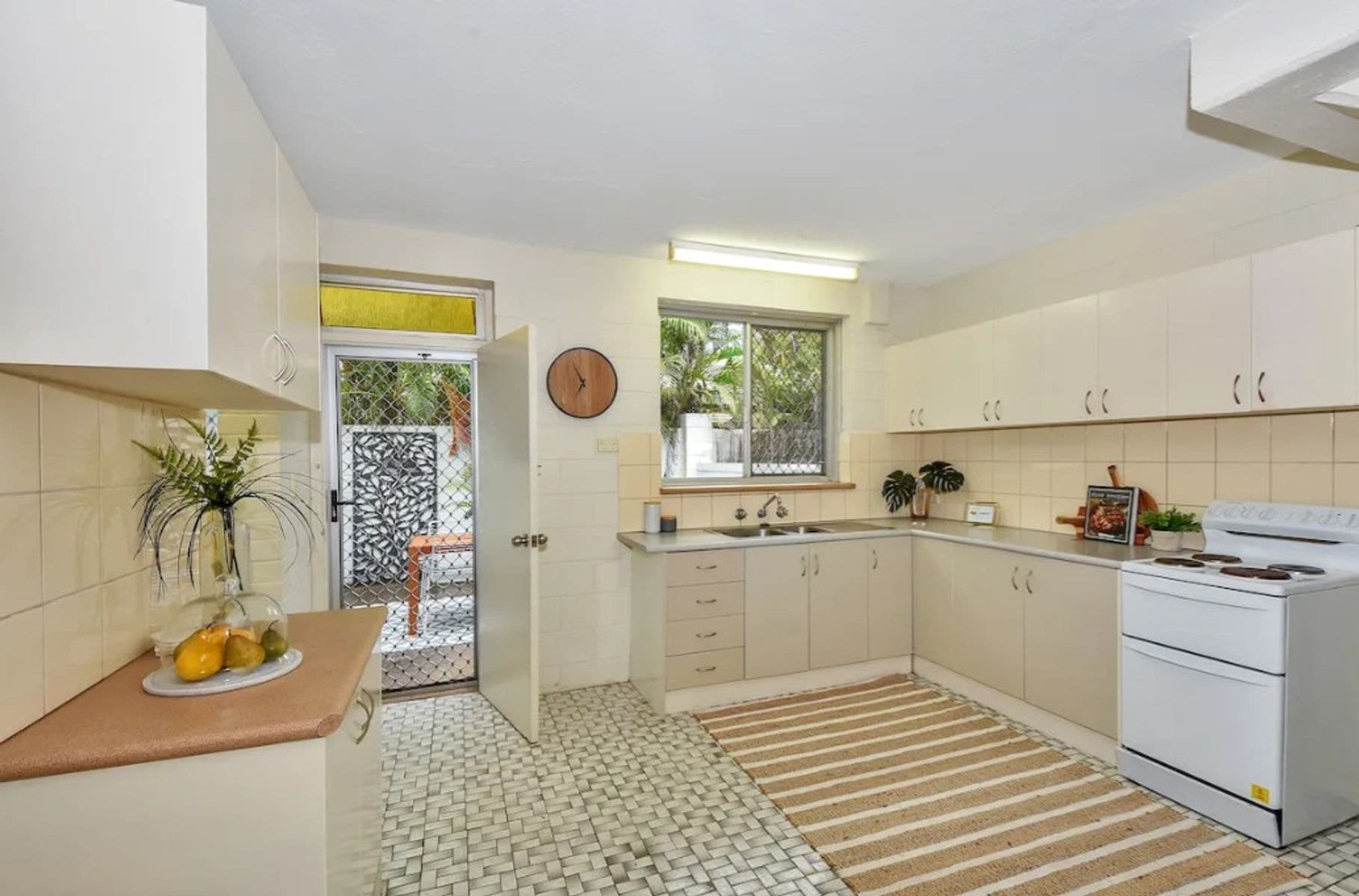 2/6 Musgrave Crescent, Coconut Grove NT 0810, Coconut Grove - Image 1