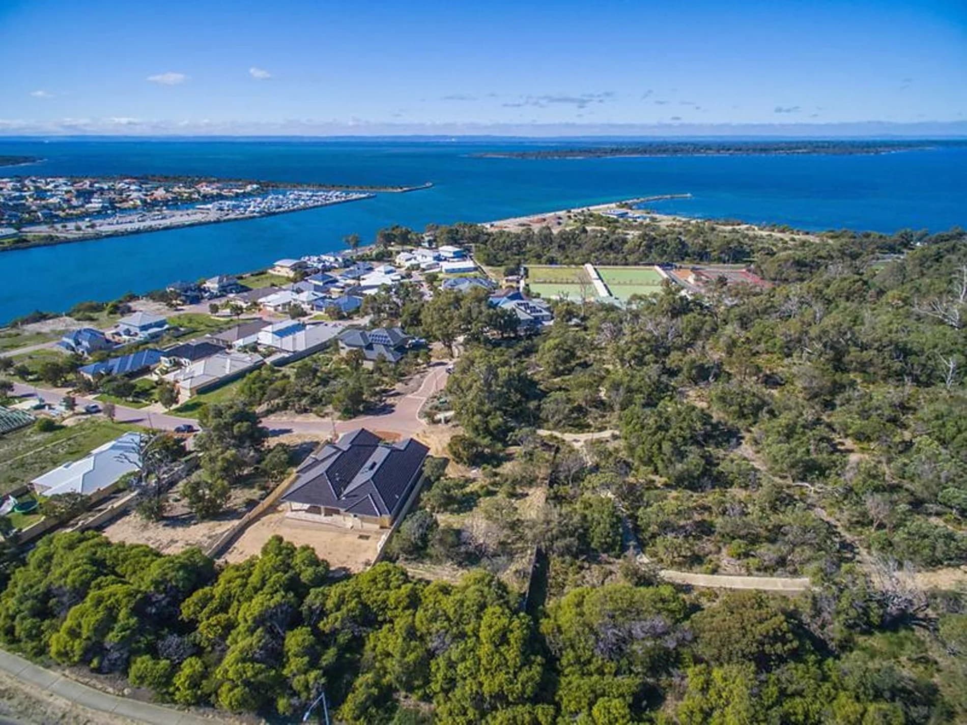 Elevated Block with Channel View, 9 Enchantress Lane, Dawesville WA 6211, Dawesville - Thumbnail 7