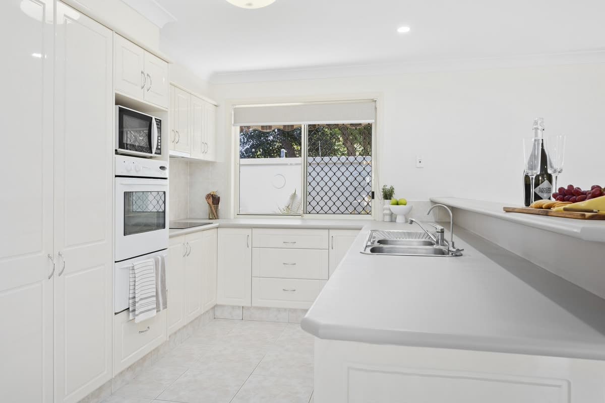 13 Coral Sea Court, Burleigh Waters, Burleigh Waters - Thumbnail 6