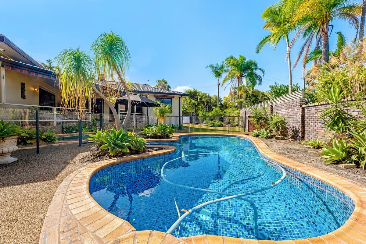 15 Whitehead Drive, BURLEIGH WATERS, Burleigh Waters - Image 1