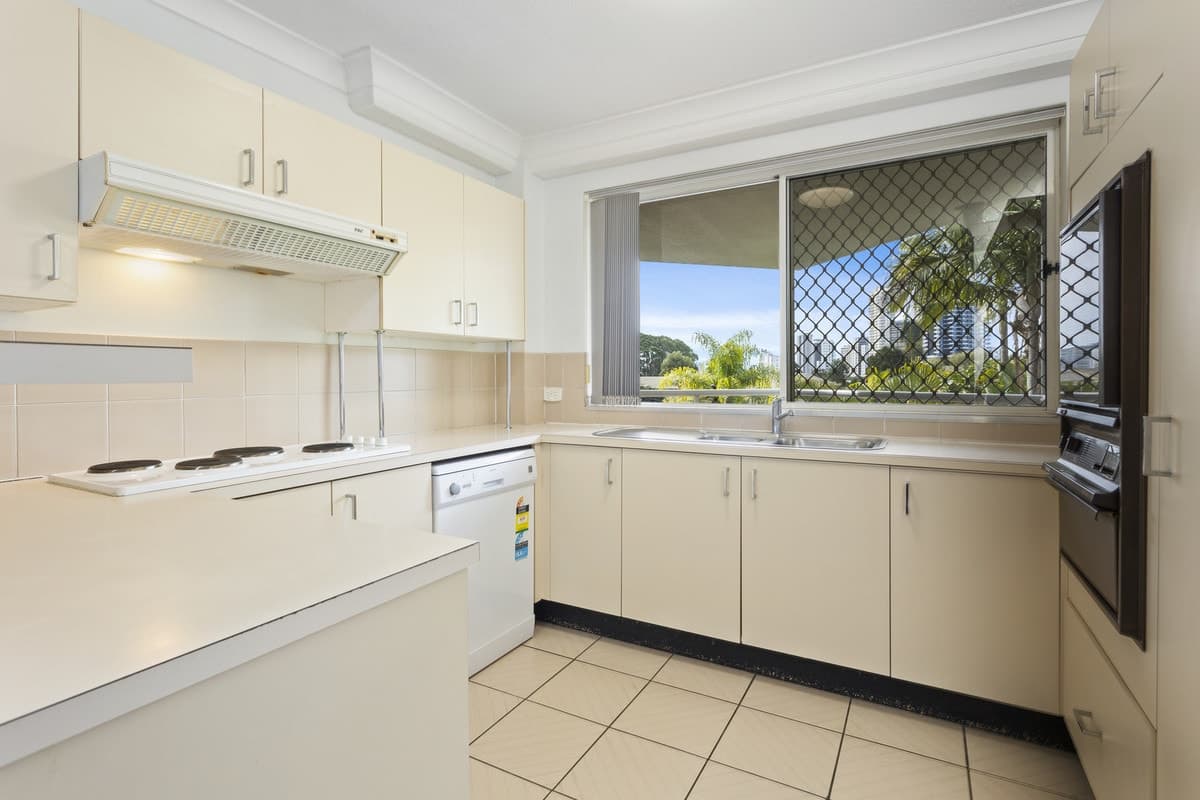 3/29 West Burleigh Road, Burleigh Heads, Burleigh Heads - Thumbnail 5