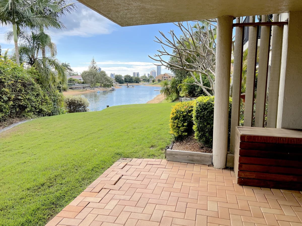 1/2 Dunlop Court, Mermaid Waters, Mermaid Waters - Thumbnail 2