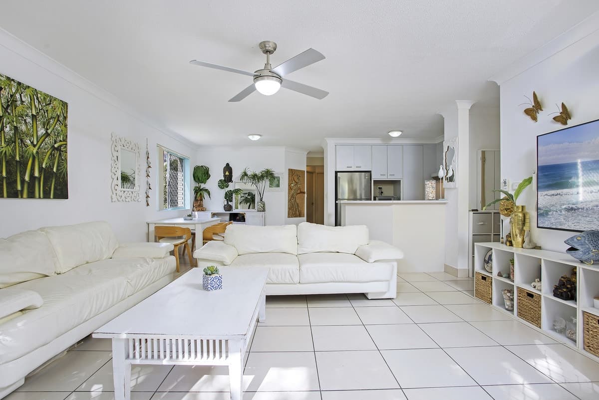1/27 Wharf Road, Surfers Paradise, Surfers Paradise - Image 1