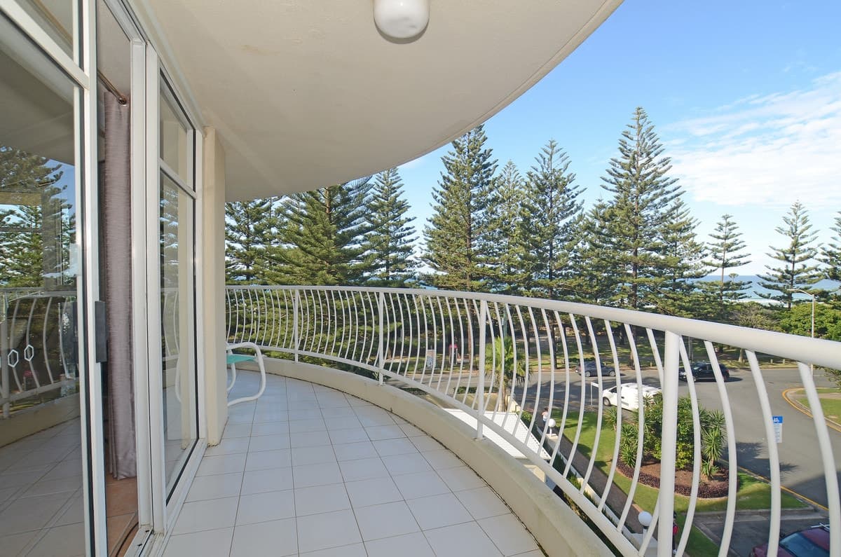 3D/238 The Esplanade, Burleigh Heads, Burleigh Heads - Thumbnail 2