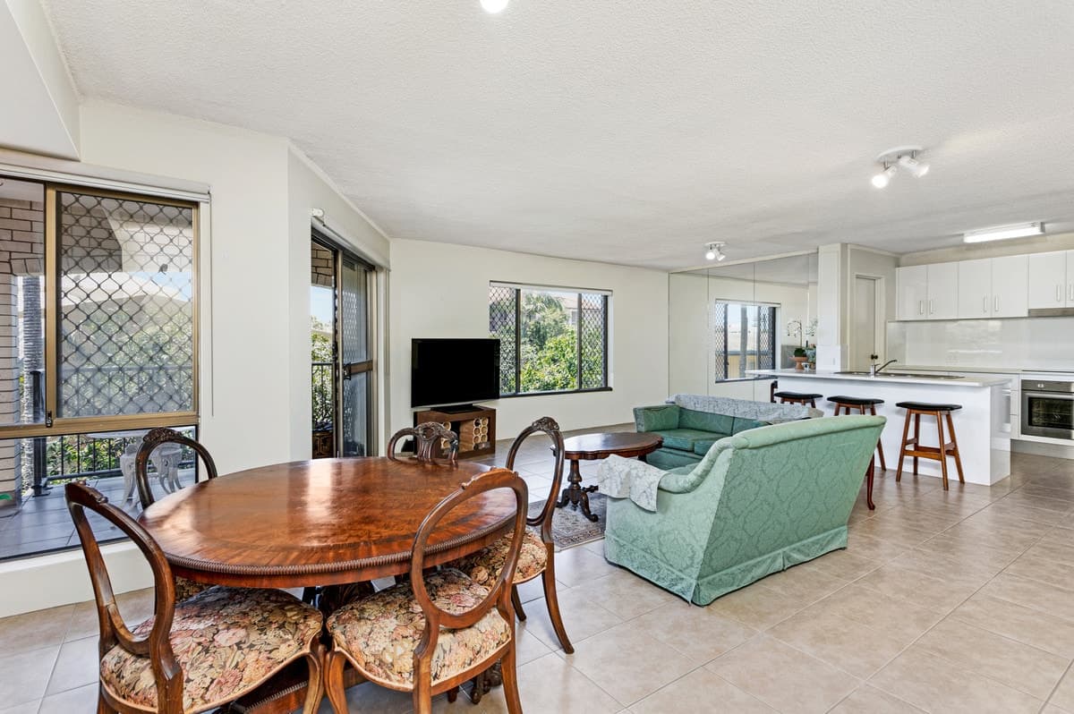 5/22 Lavarack Road, Mermaid Beach, Mermaid Beach - Thumbnail 3