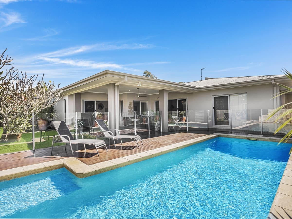 15 York Creek Crescent, Reedy Creek, Reedy Creek - Image 1