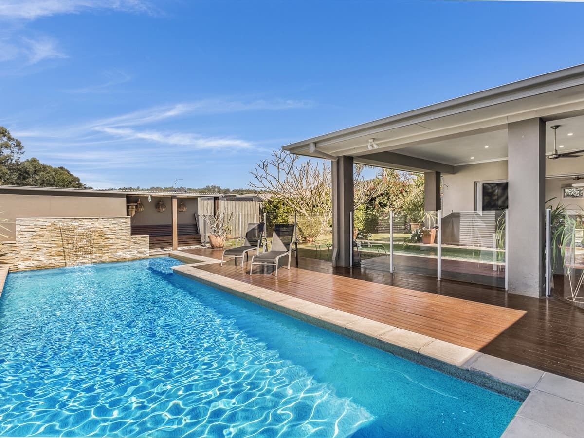 15 York Creek Crescent, Reedy Creek, Reedy Creek - Thumbnail 3