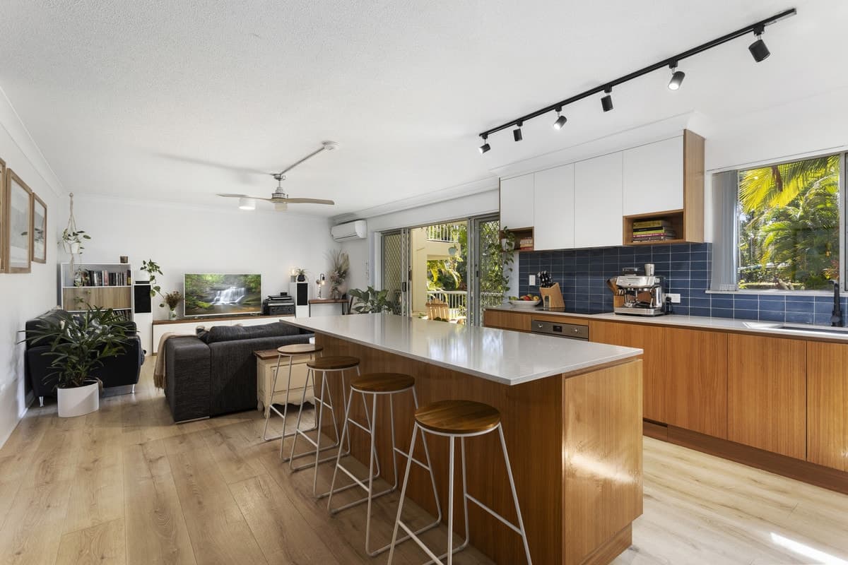 206/19 Burleigh Street, Burleigh Heads, Burleigh Heads - Thumbnail 2