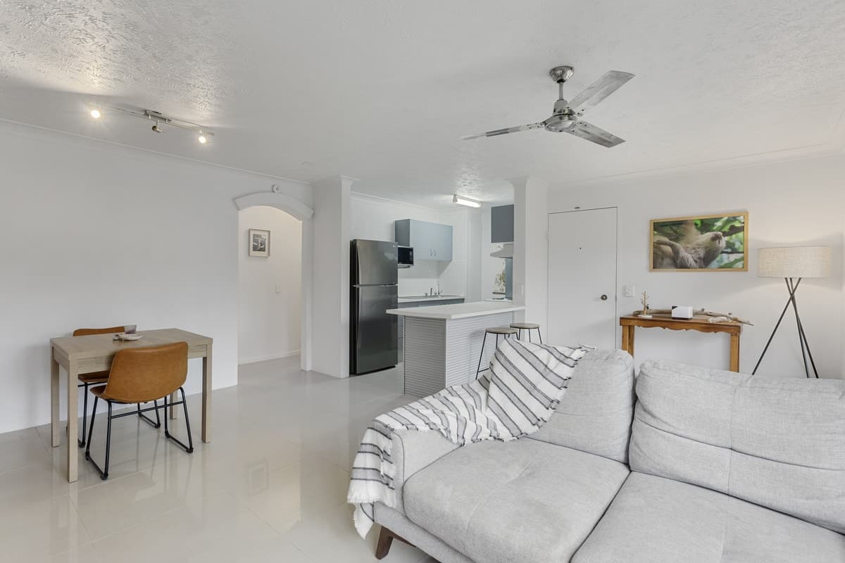 6/4 Rolan Court, Palm Beach, Palm Beach - Thumbnail 4
