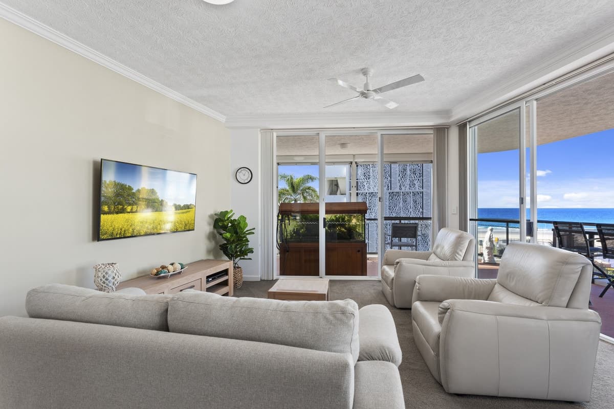 3/3 Twenty Seventh Avenue, Palm Beach, Palm Beach - Thumbnail 3