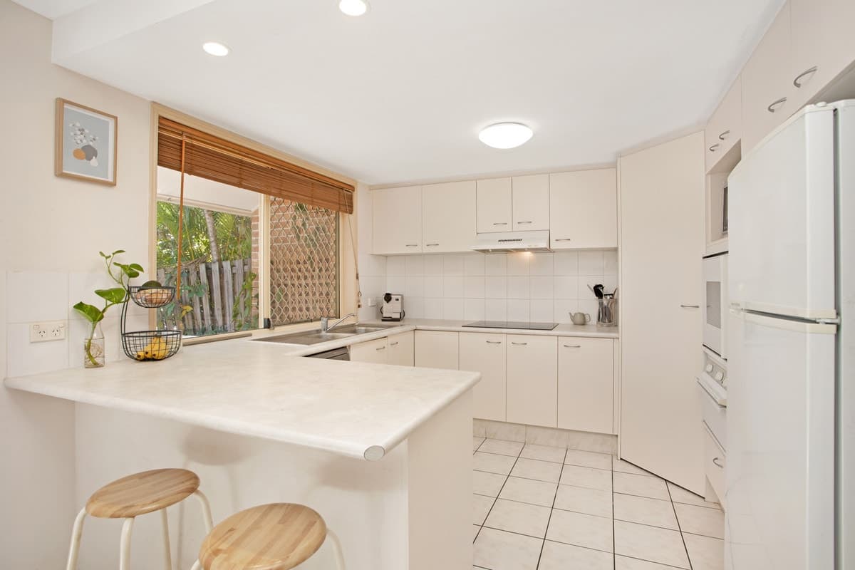 42/2 Cassowary Drive, Burleigh Waters, Burleigh Waters - Thumbnail 5