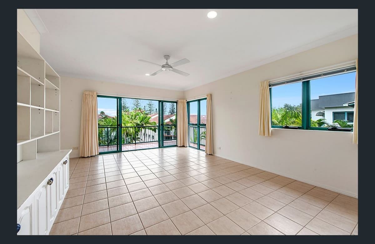 19/28 Marine Parade, Miami, Miami - Thumbnail 2