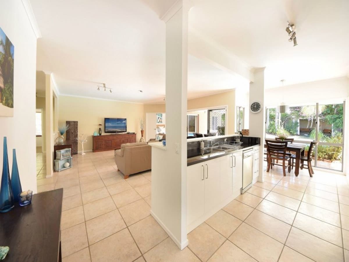 14 Turramurra Drive, ROBINA, Robina - Thumbnail 2