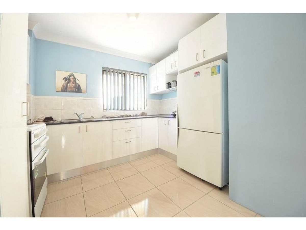 45/20 Barbet Place, BURLEIGH WATERS, Burleigh Waters - Thumbnail 2