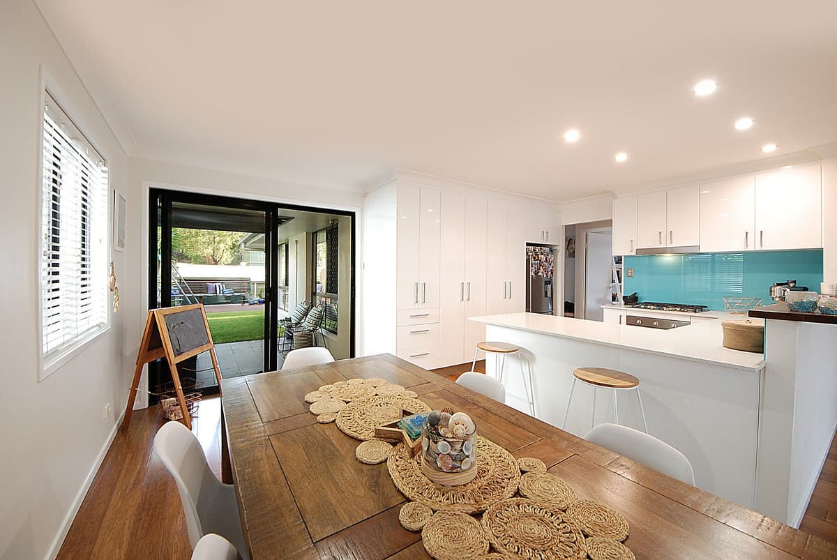 55 Seville Circuit, BURLEIGH WATERS, Burleigh Waters - Thumbnail 2