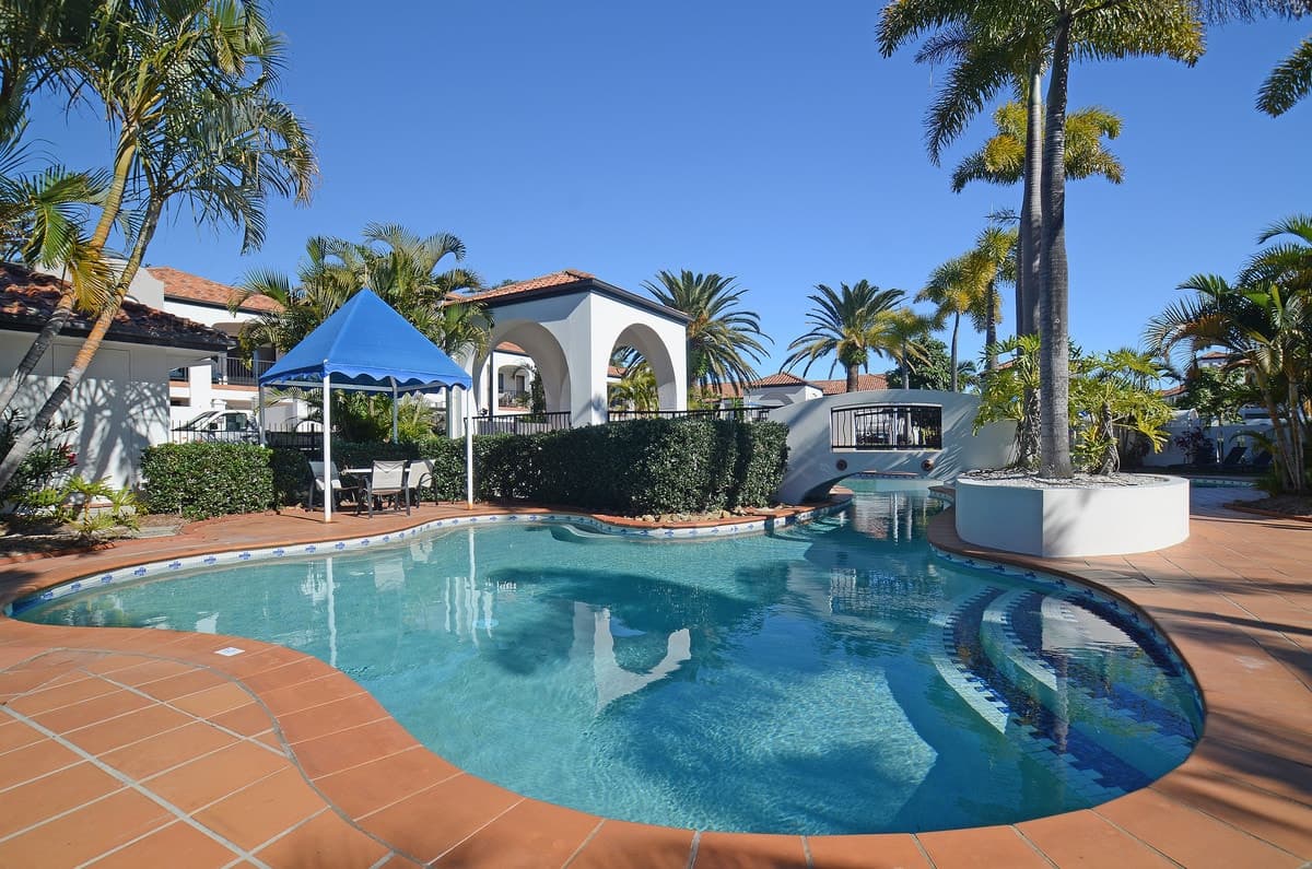 1404/2214 Gold Coast Highway, Mermaid Waters, Mermaid Waters - Thumbnail 2