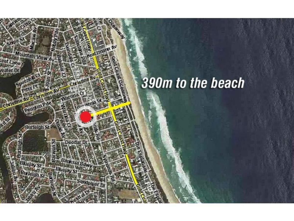 8 Lemana Lane, BURLEIGH HEADS, Burleigh Heads - Thumbnail 2