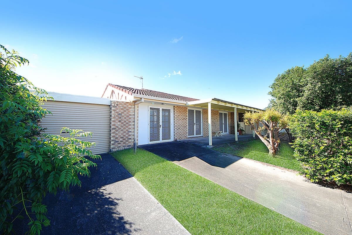 89 Rumrunner Street, Mermaid Waters, Mermaid Waters - Thumbnail 2