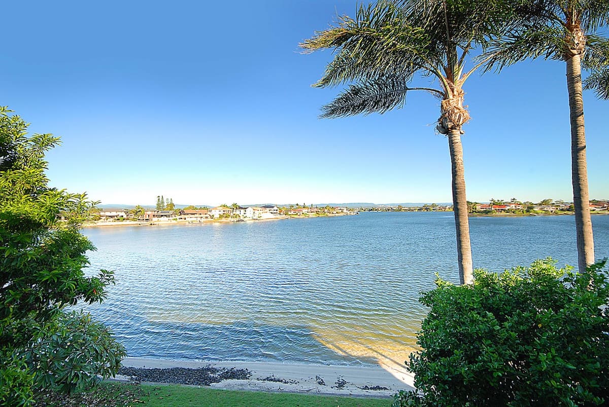 11/45 Duet Drive, Mermaid Waters, Mermaid Waters - Image 1