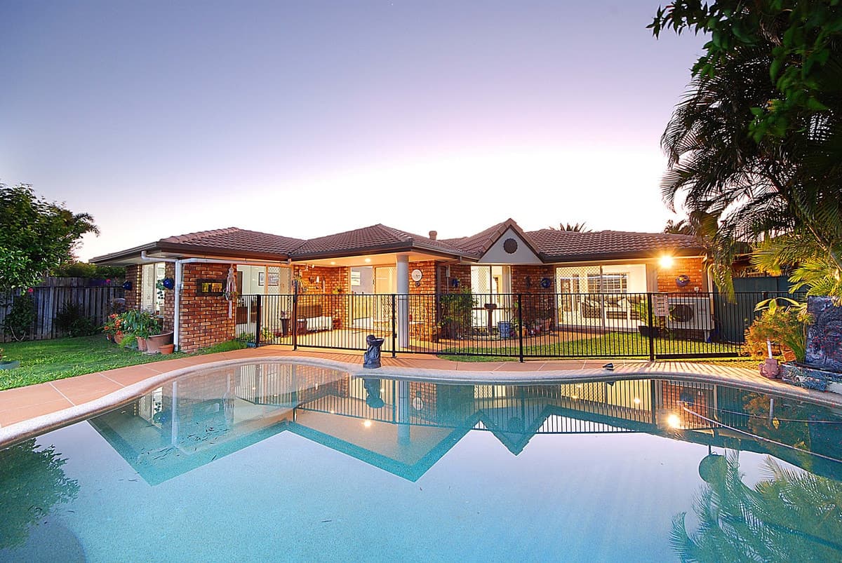 47 Port Jackson Boulevard, Clear Island Waters, Clear Island Waters - Thumbnail 3