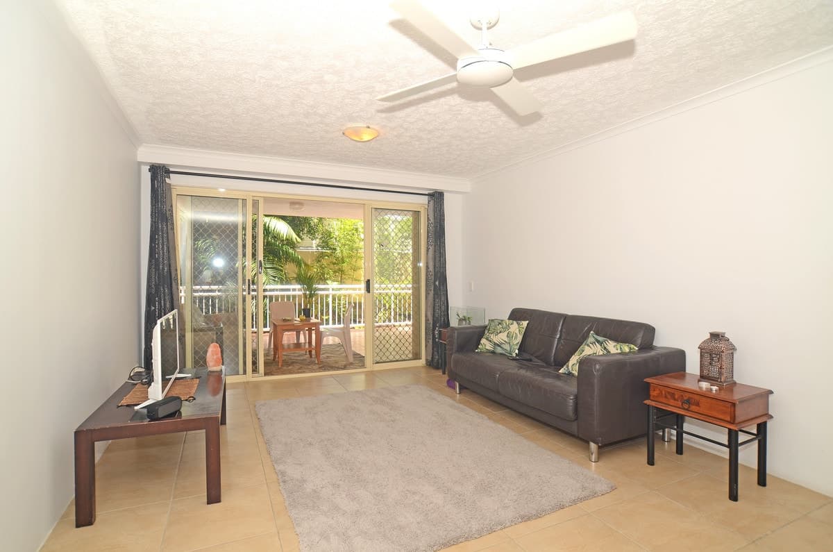 4/2103 Gold Coast Highway, Miami, Miami - Thumbnail 5