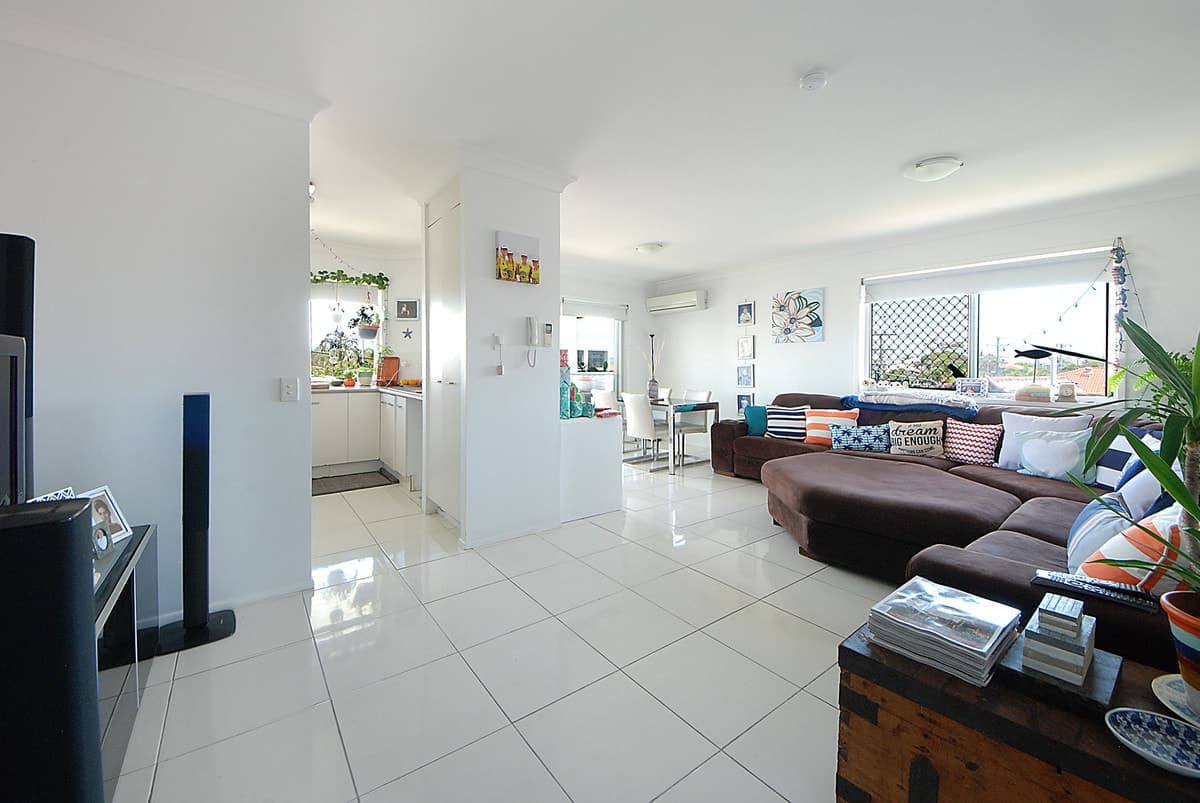 7/2311 Gold Coast Highway, Mermaid Beach, Mermaid Beach - Thumbnail 3