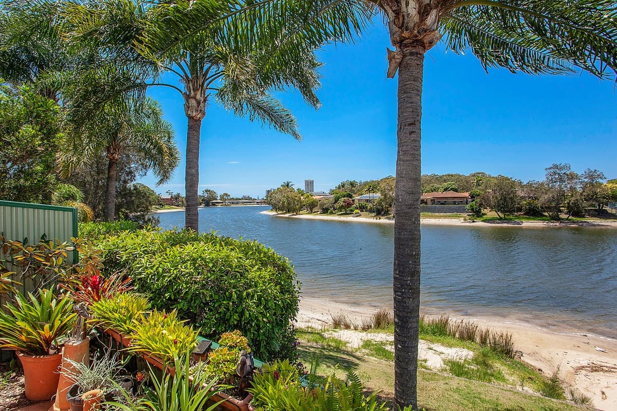 13/22 Dunlin Drive, Burleigh Waters, Burleigh Waters - Thumbnail 7