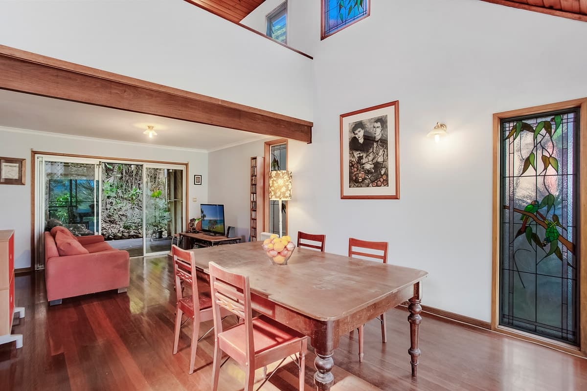 124 Ocean Parade, Burleigh Heads, Burleigh Heads - Thumbnail 6