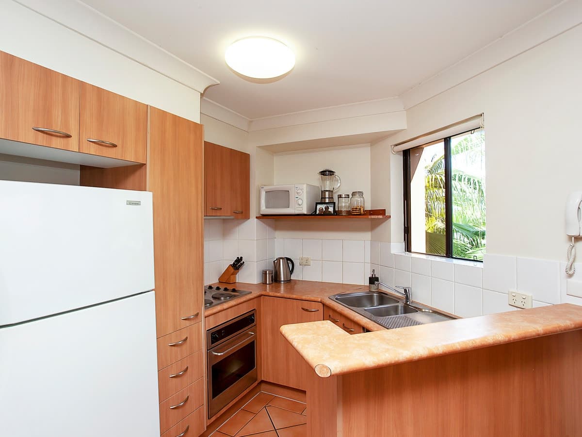 29/5 Fourth Avenue, Burleigh Heads, Burleigh Heads - Thumbnail 2