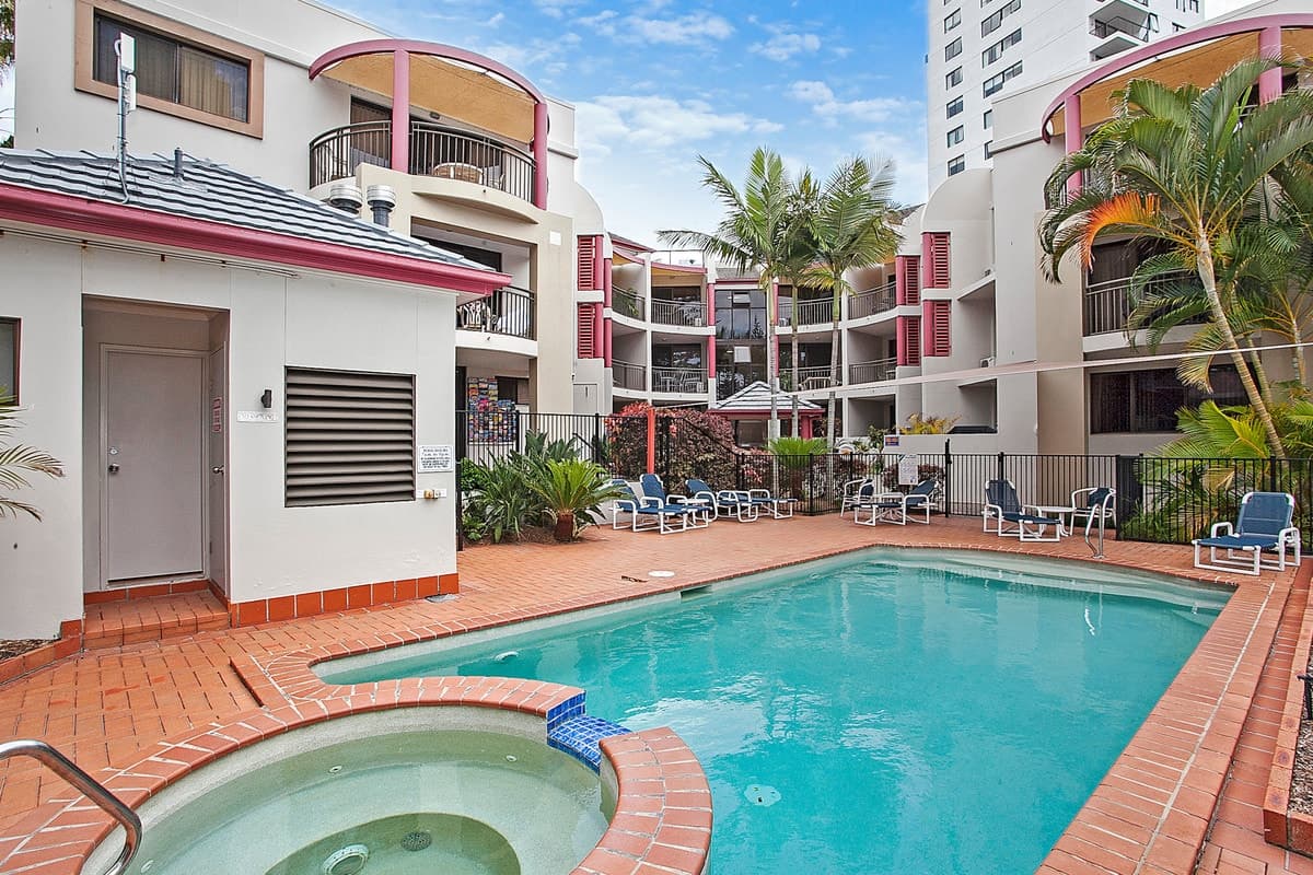 29/5 Fourth Avenue, Burleigh Heads, Burleigh Heads - Thumbnail 3
