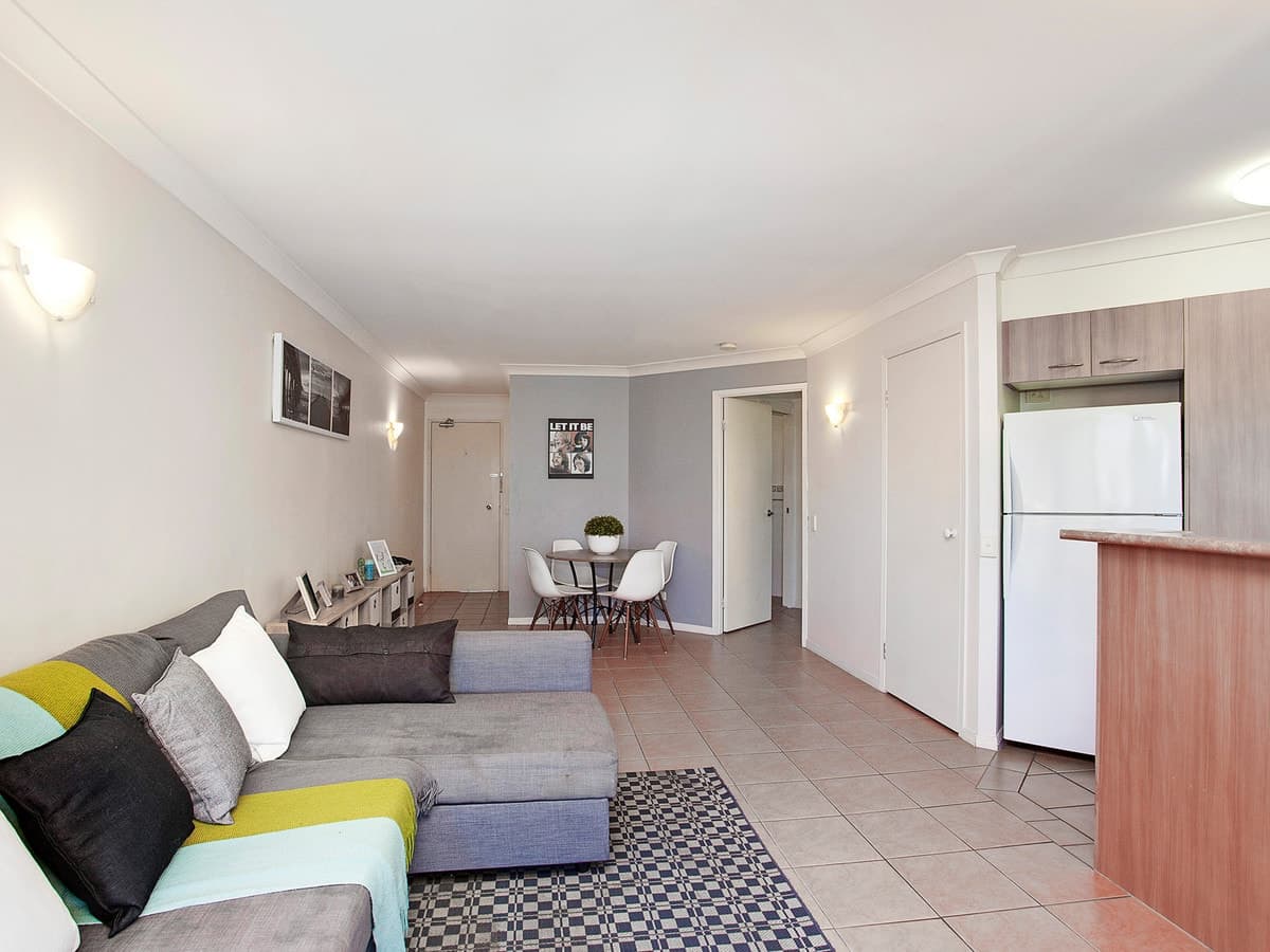29/5 Fourth Avenue, Burleigh Heads, Burleigh Heads - Thumbnail 6