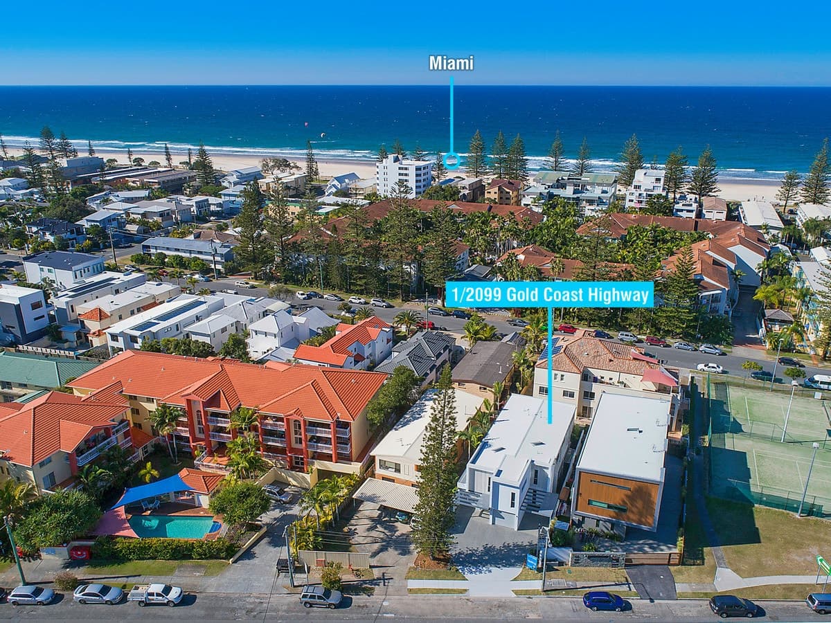 1/2099 Gold Coast Highway, Miami, Miami - Thumbnail 2