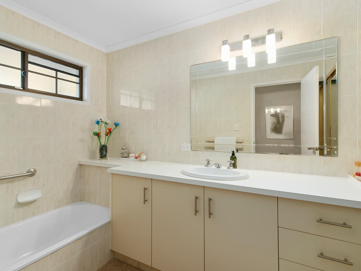93/12 Landau Court, Miami, Miami - Thumbnail 7