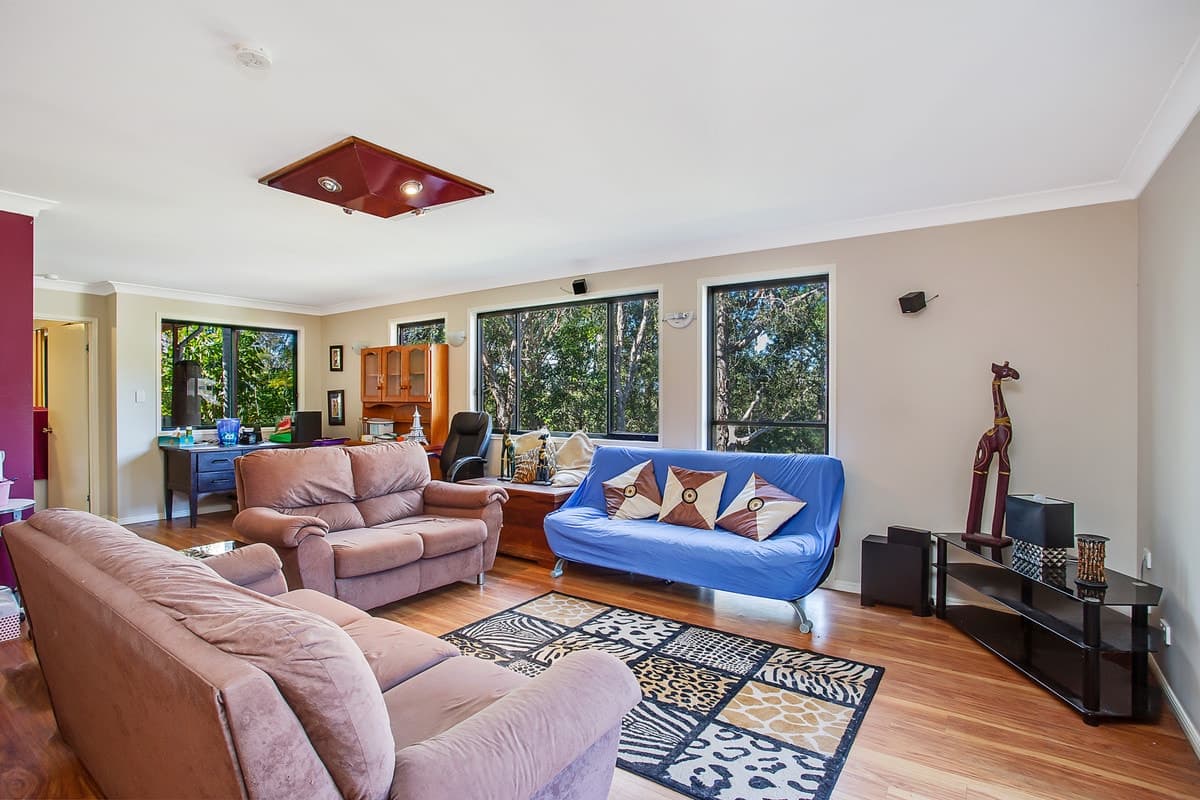 22 Swanbourne Way, Elanora, Elanora - Thumbnail 3