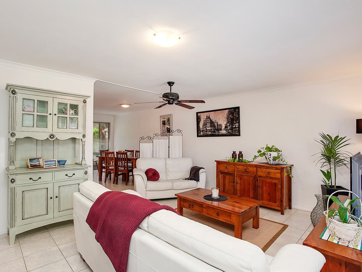 85/12 Landau Court, Miami, Miami - Image 1