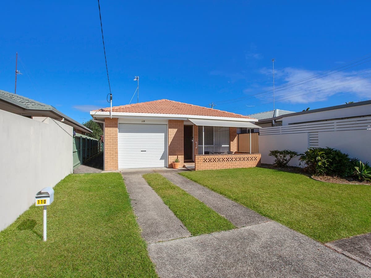 110 Chainey Avenue, Miami, Miami - Image 1