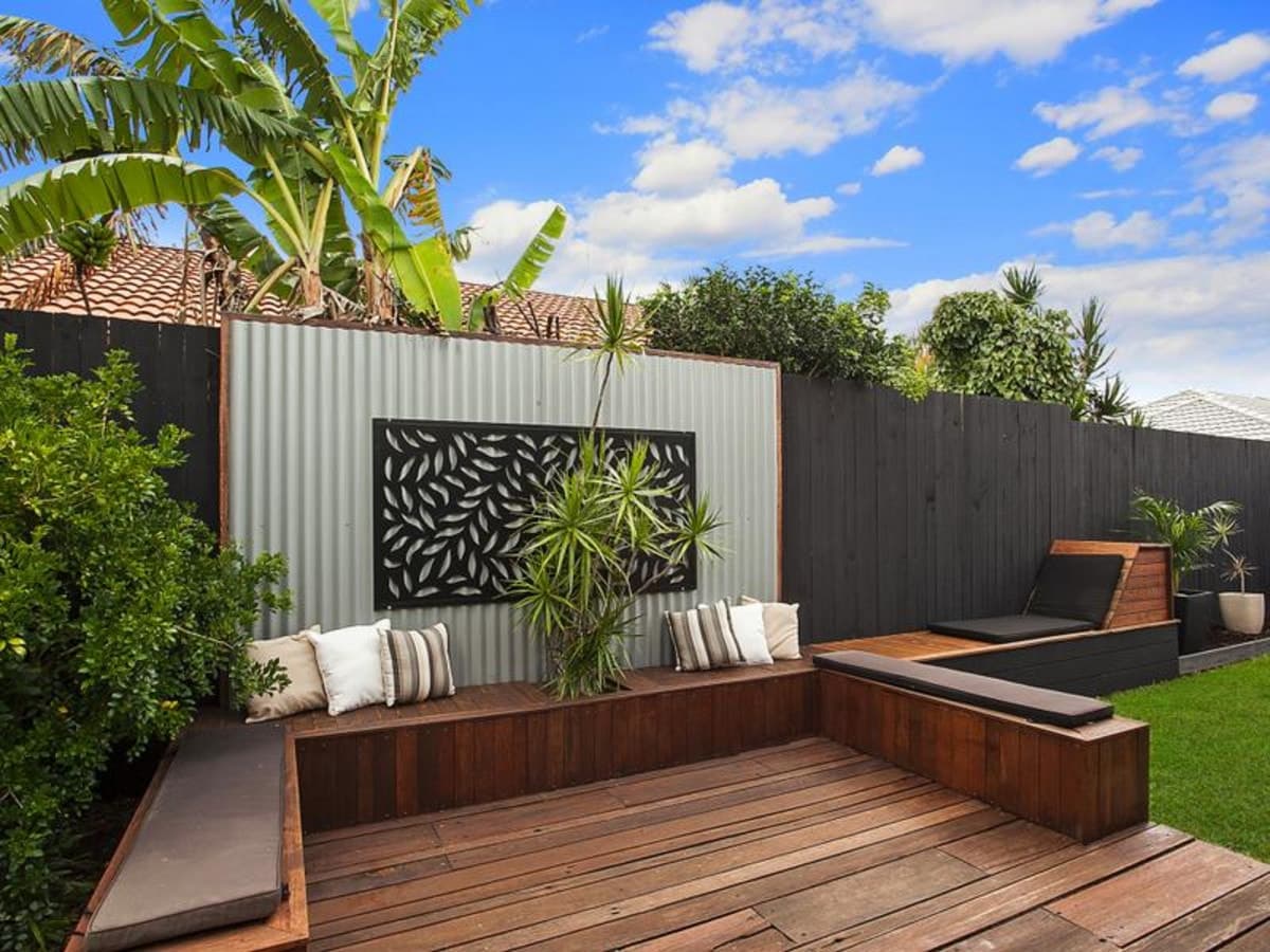 10 Gardendale Crescent, BURLEIGH WATERS, Burleigh Waters - Thumbnail 3