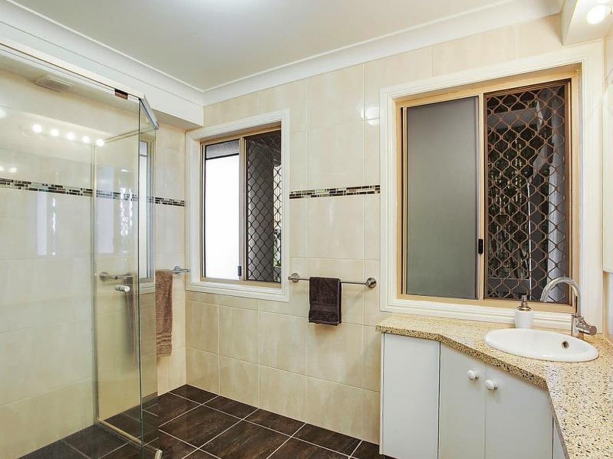 13 Vantage Point Drive, BURLEIGH HEADS, Burleigh Heads - Thumbnail 3