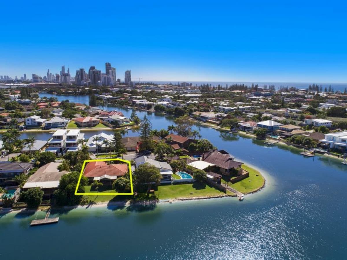33 Sundowner Court, MERMAID WATERS, Mermaid Waters - Thumbnail 3