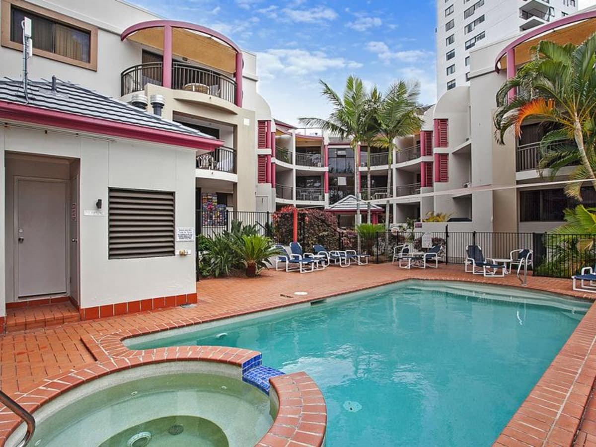 34/5 Fourth Avenue, BURLEIGH HEADS, Burleigh Heads - Thumbnail 2