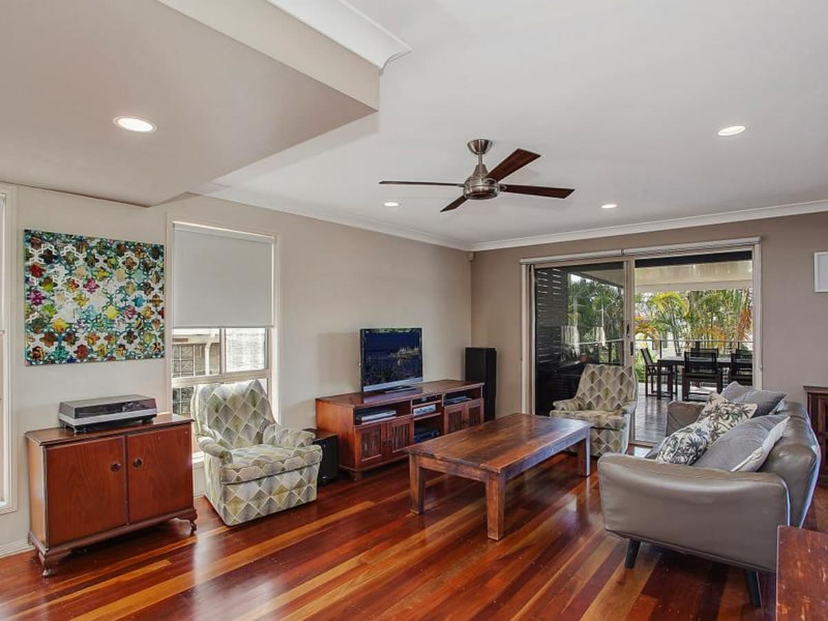 52 Hillcrest Parade, MIAMI, Miami - Thumbnail 2