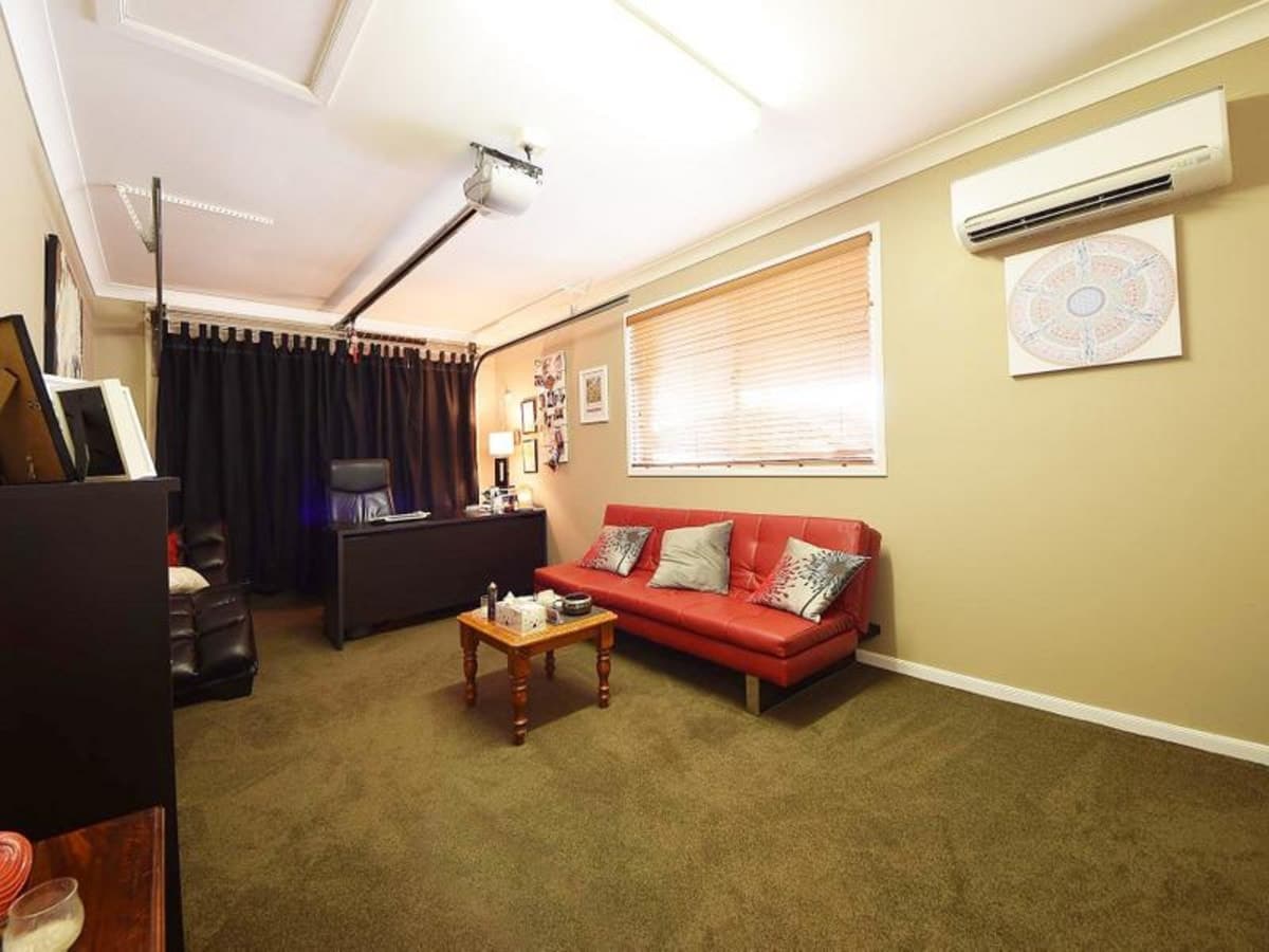 4 Thornbill Place, BURLEIGH WATERS, Burleigh Waters - Thumbnail 7